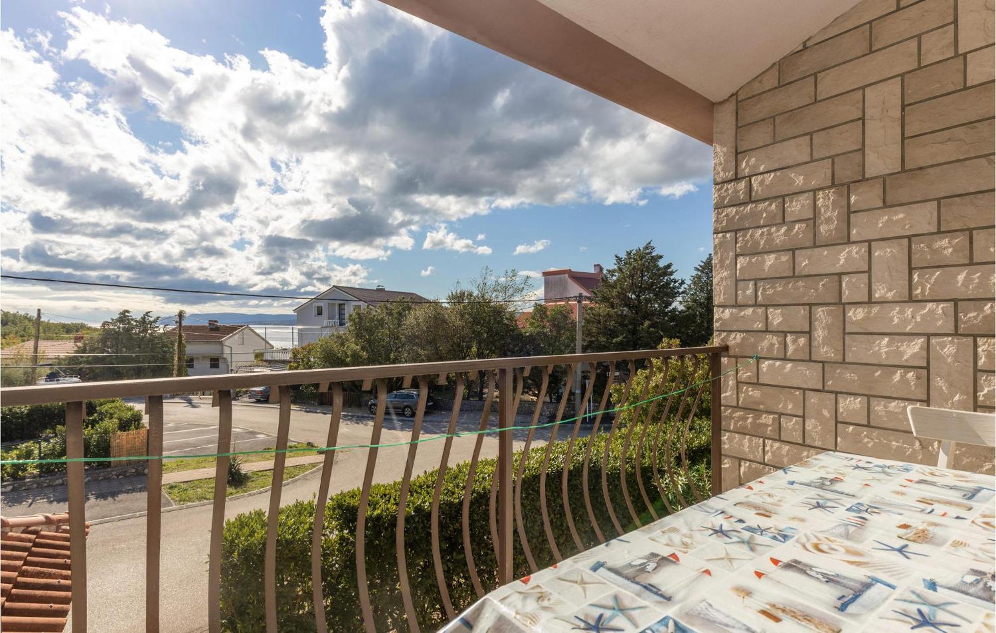 Nice Apartment In Jadranovo With Kitchen Bagian luar foto