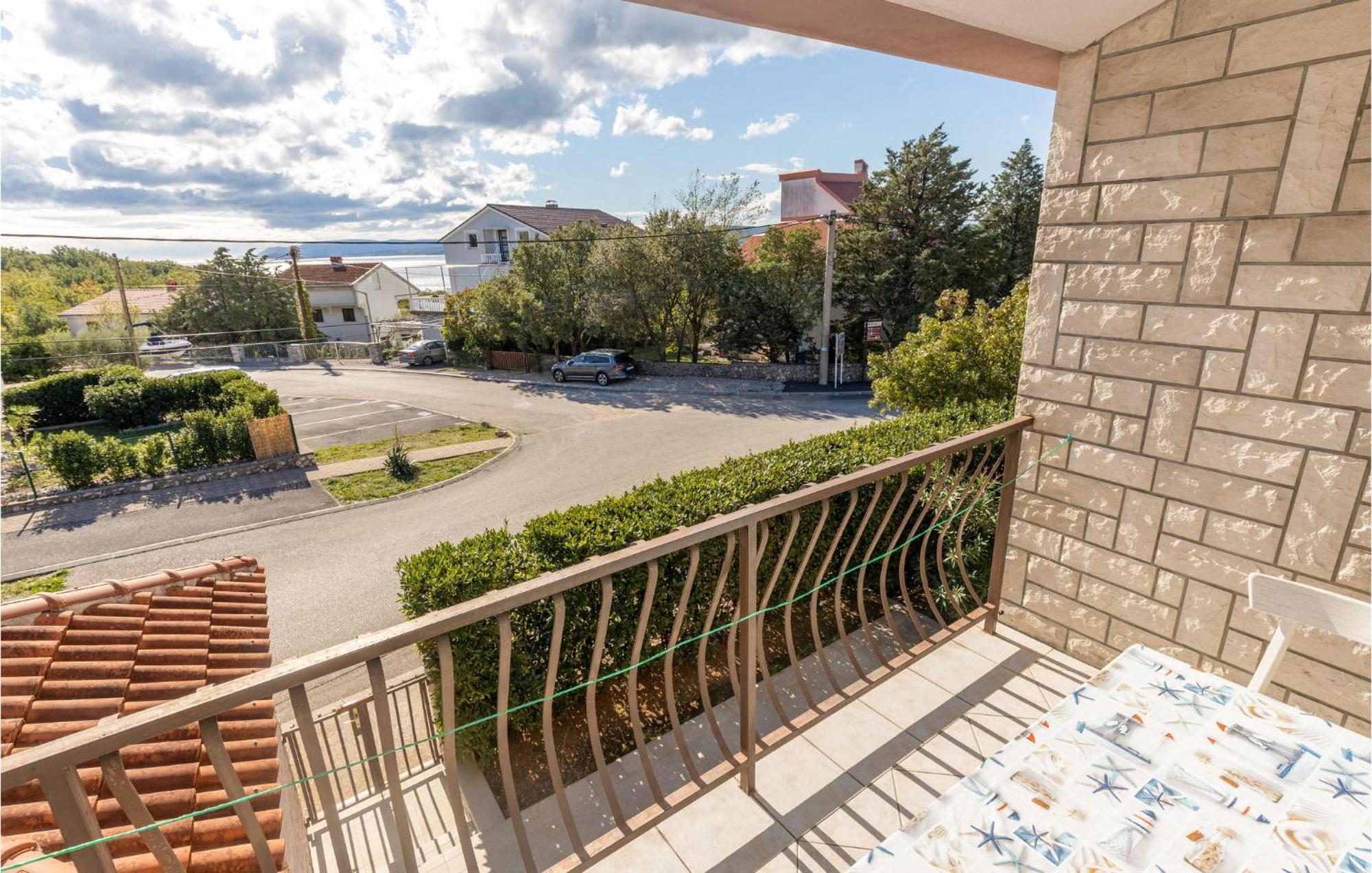 Nice Apartment In Jadranovo With Kitchen Bagian luar foto